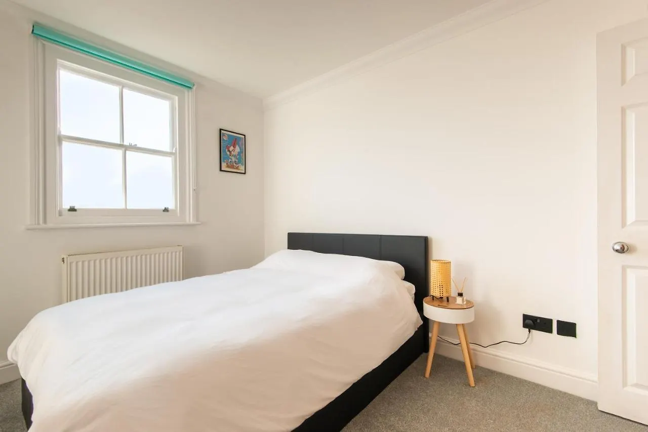Central 2Br Modern Apartment 5Mins To Train Station Brighton