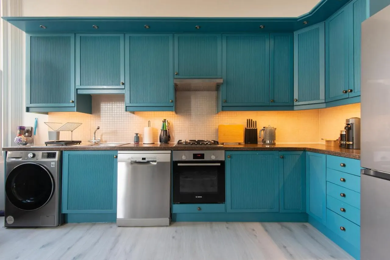 Central 2Br Modern Apartment 5Mins To Train Station Brighton