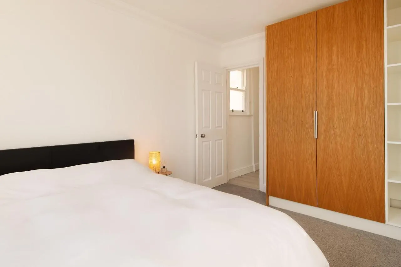 Central 2Br Modern Apartment 5Mins To Train Station Brighton 0*,